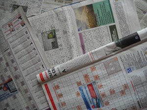 La maison envahie par les journaux...